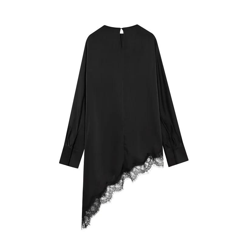 Thumbnail 4 - #29 Trending Womens Plus Size Tops Right Now