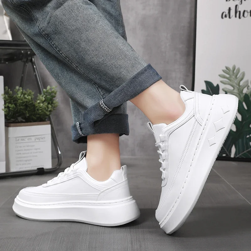 Białe męskie buty na deskorolkę Outdoor Casual Sneakers Platform Running Shoes Oddychające męskie buty sportowe Lekkie buty do chodzenia