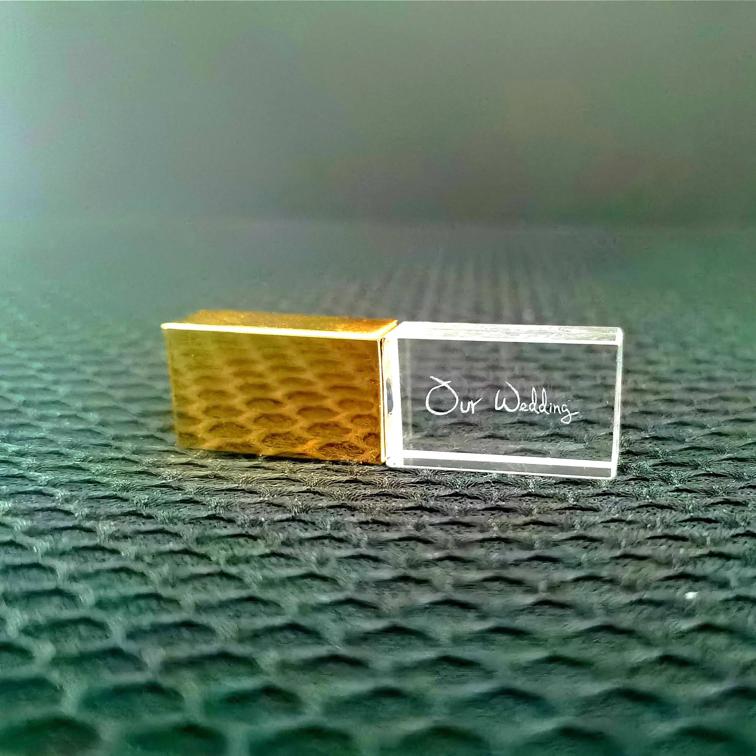 2023 New Brand Free add Colorful LED Light “Our Wedding" LOGO Metal Crystal USB3.0 High-speed Flash Drive 128GB 64GB 32GB 16GB