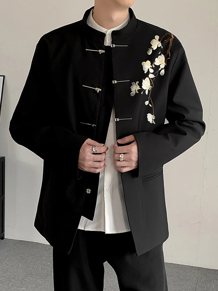 

Новый китайский свадебный костюм с тяжелой вышивкой и белой магнолией, джет, мужское свадебное и помолвочное пальто высокого класса в стиле вестерн