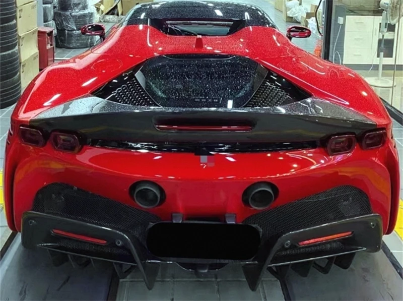 لفيراري SF90 ReaI ألياف الكربون الوفير الجبهة الشفاه الخلفية الشفاه الجانب التنانير الذيل الجناح Baojiao مدخل هواء المفسد عدة