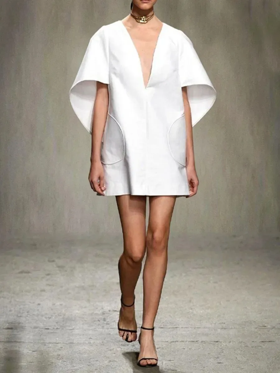 เดรสสีพื้นคอวีลึกเหนือเข่า แขนสั้นทรงหลวม แฟชั่นสำหรับงานปาร์ตี้ งานพรอม งานราตรี