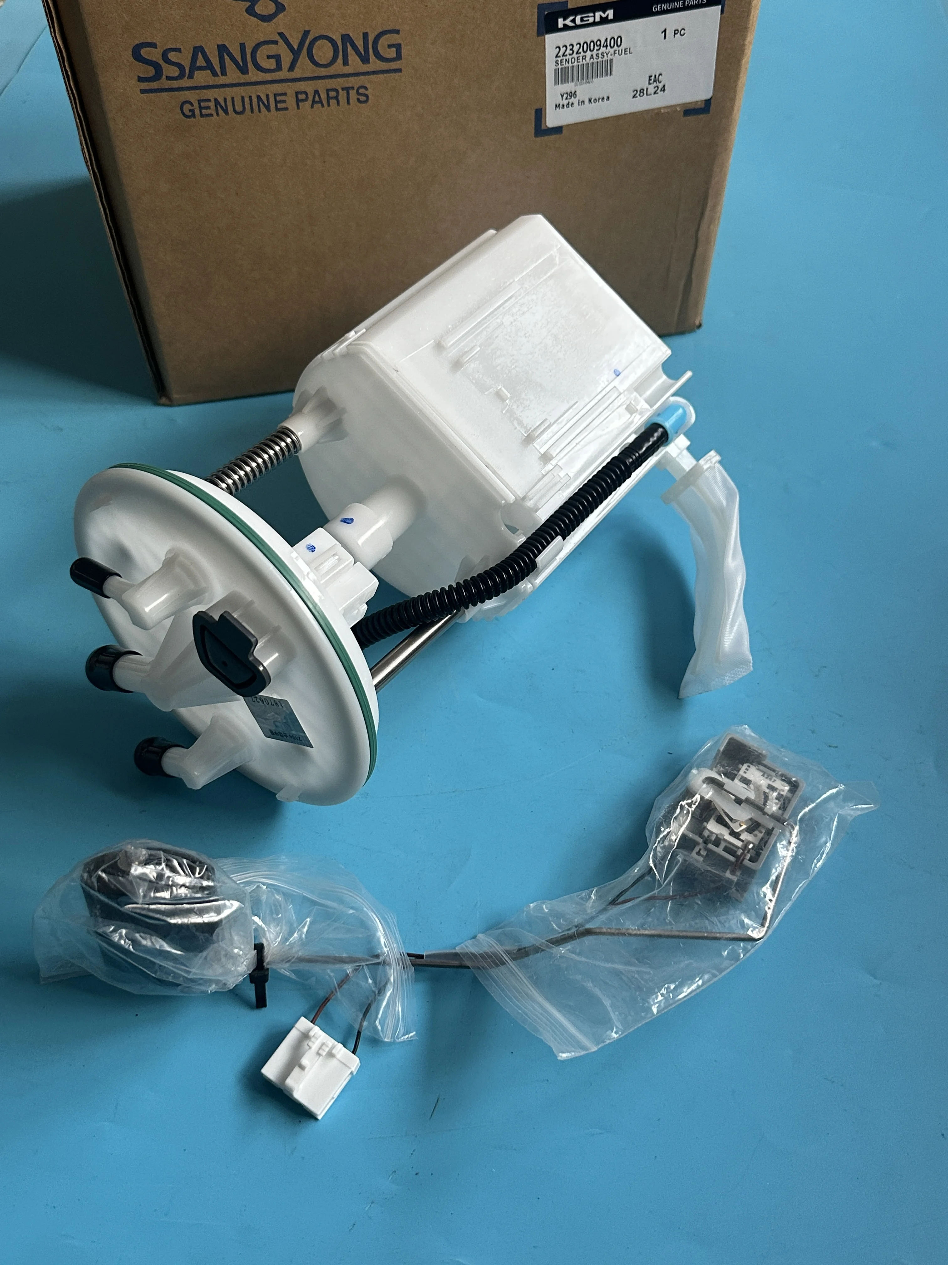 

Топливный датчик в сборе 2232009400 для Ssangyong Actyon Kyron Actyon Sports Actyon Sports II