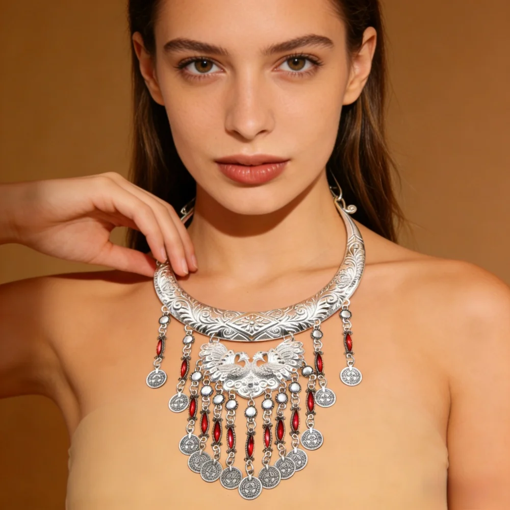 1Pcs New Miao coins wind chimes peacock collars ethnic style neck ornaments ethnic minority collars necklace