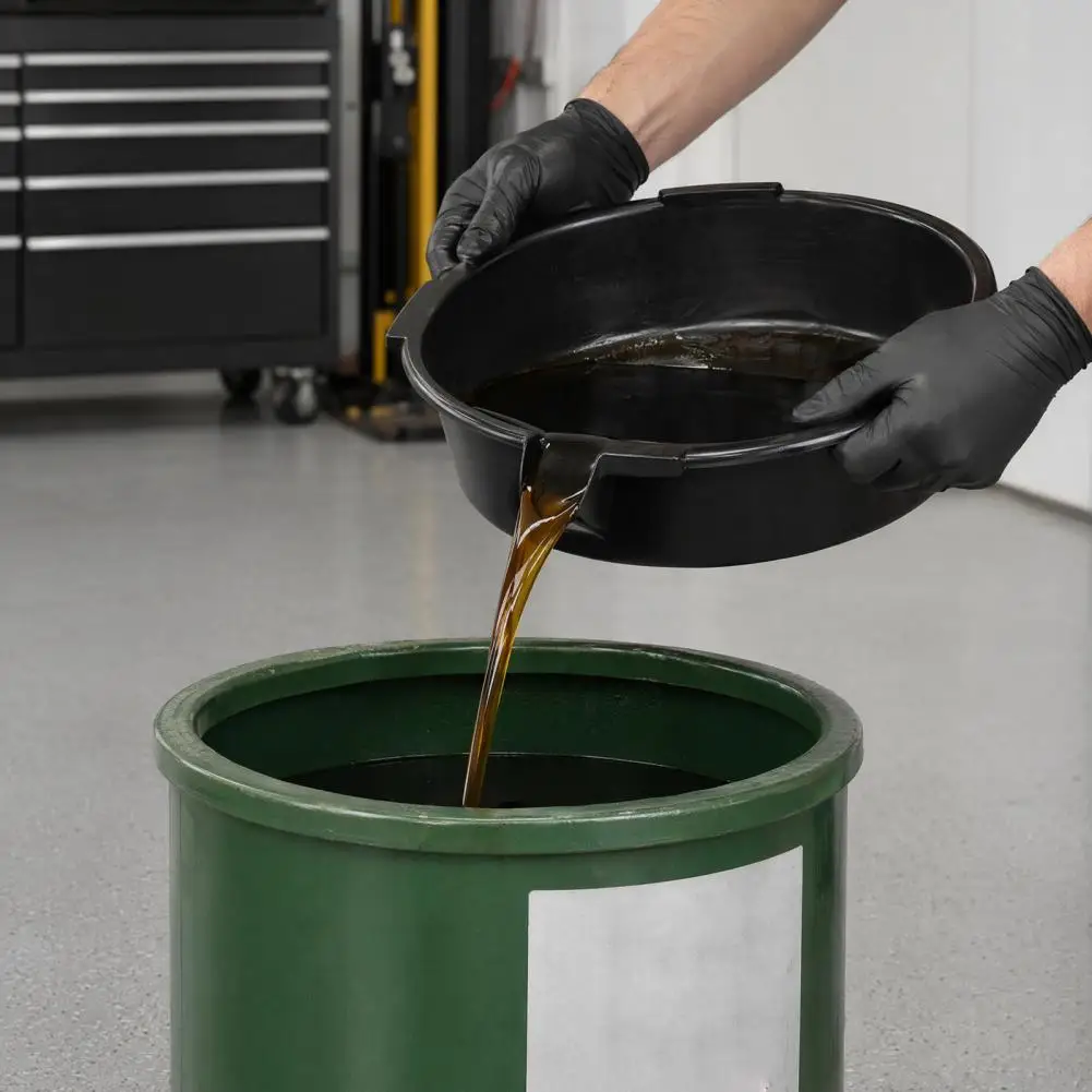 7-Quart Black Plastic Engine Oil Drain Pan Waste Oil Catch Basin Car Repair Oil Change Tray Leakproof Auto Maintenance Receiver