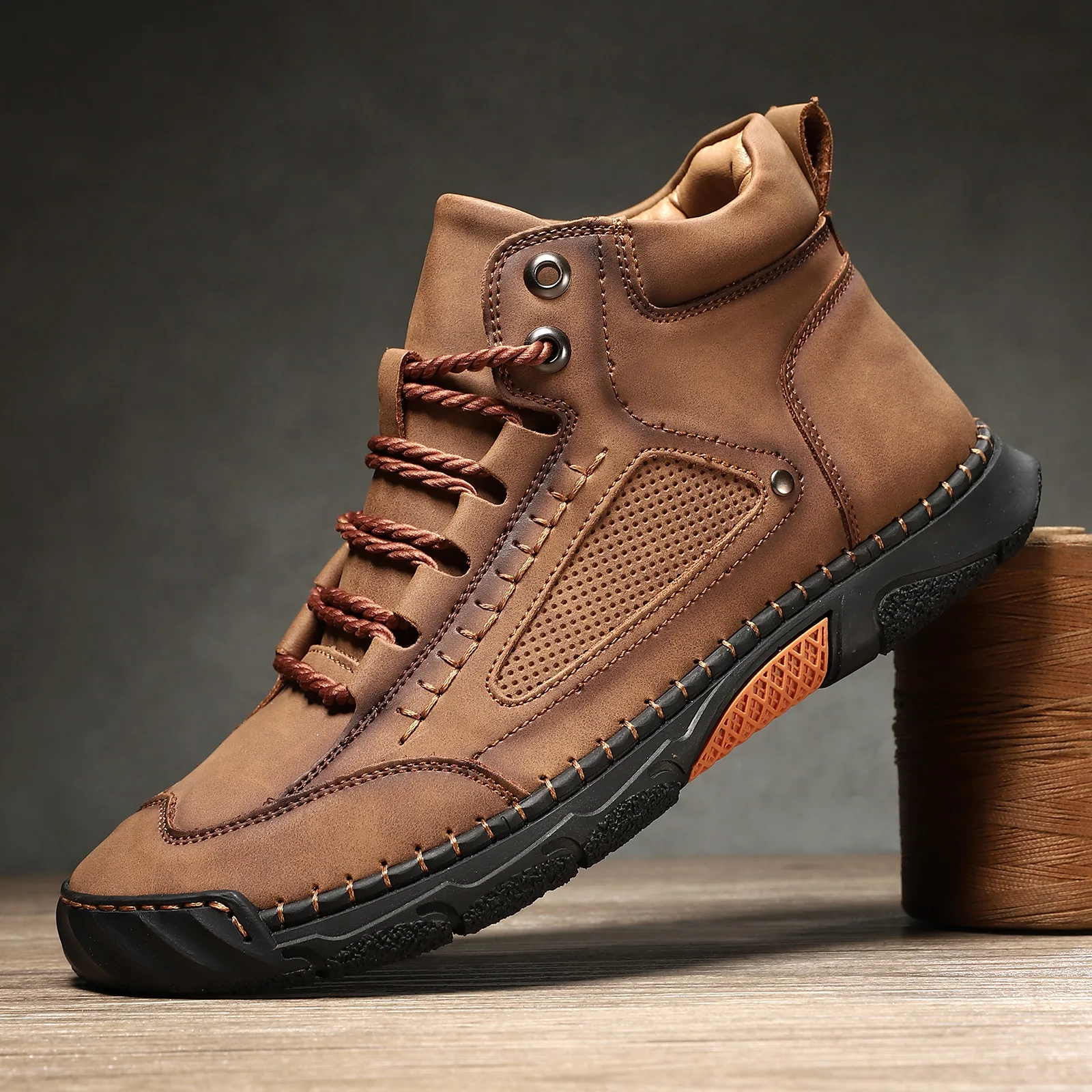 

New Handmade Leather Casual Men Shoes Design Sneakers Man Breathable Leather Shoe Men Ankle Boots Outdoor Lightweight Mens Boots