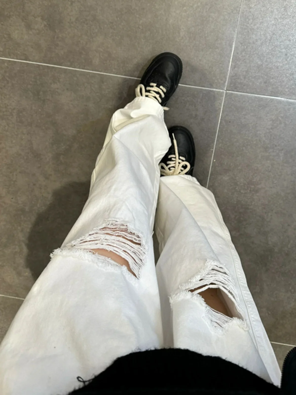 

Trendy White Ripped Jeans Men's Slim Fit Straight Leg Casual Long Pants High Street Vibe Sle Teenager Polyester Fiber