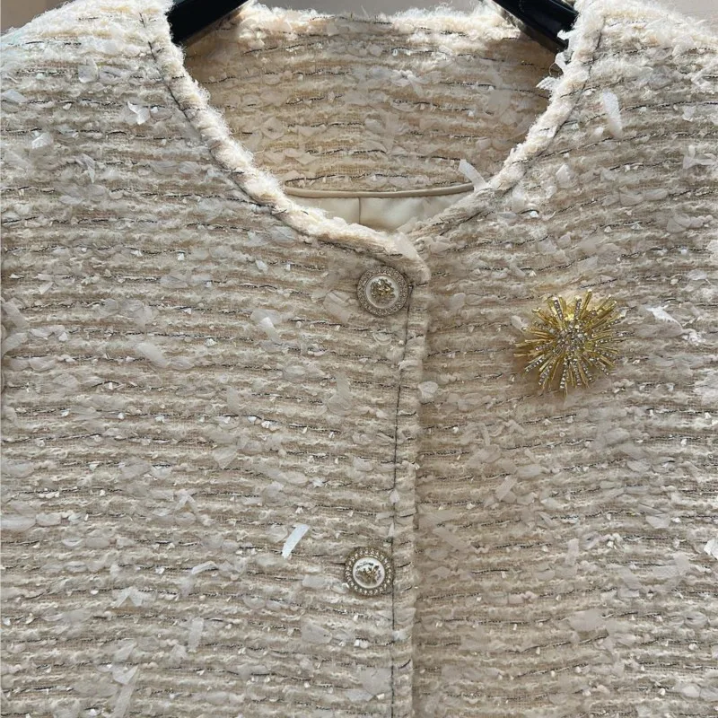 Women Elegant Tweed Jacket Cream White Fringe Boucle Coat Soft Texture Long Sleeve Round Neck Pearl Button Outerwear Office Lady