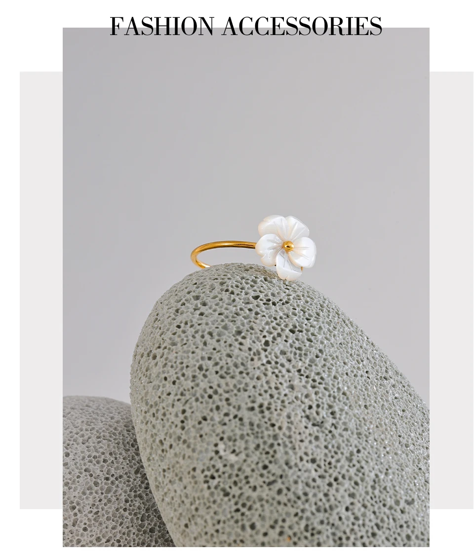 Yhpup Modischer, verstellbarer offener Ring mit natürlicher Muschelblume, süßer Edelstahl, 18 Karat PVD-beschichtet, Sommer- und Alltagsschmuck, Geschenk – Detail 7