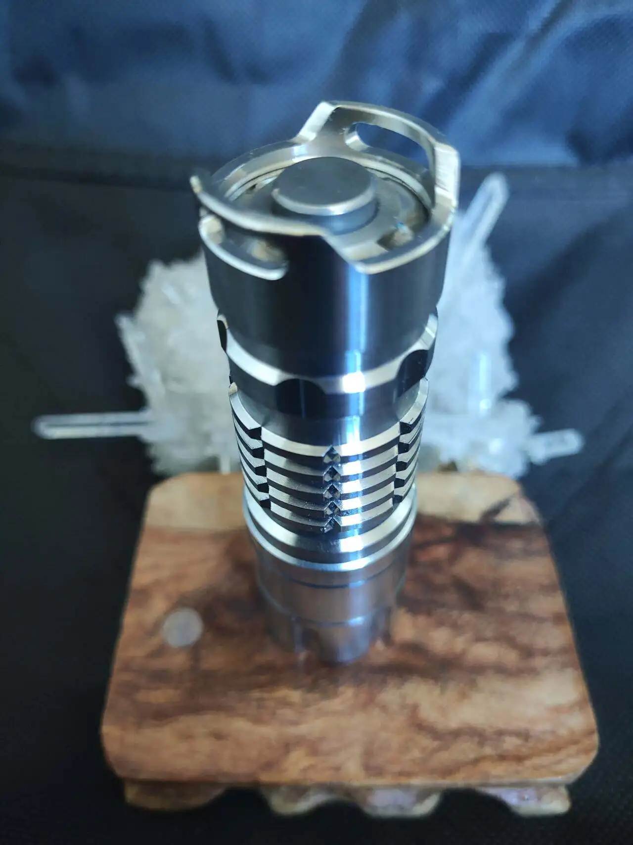 18350 18650 All stainless steel 304 strong light flashlight, portable and durable, explosion-proof and anti-drop