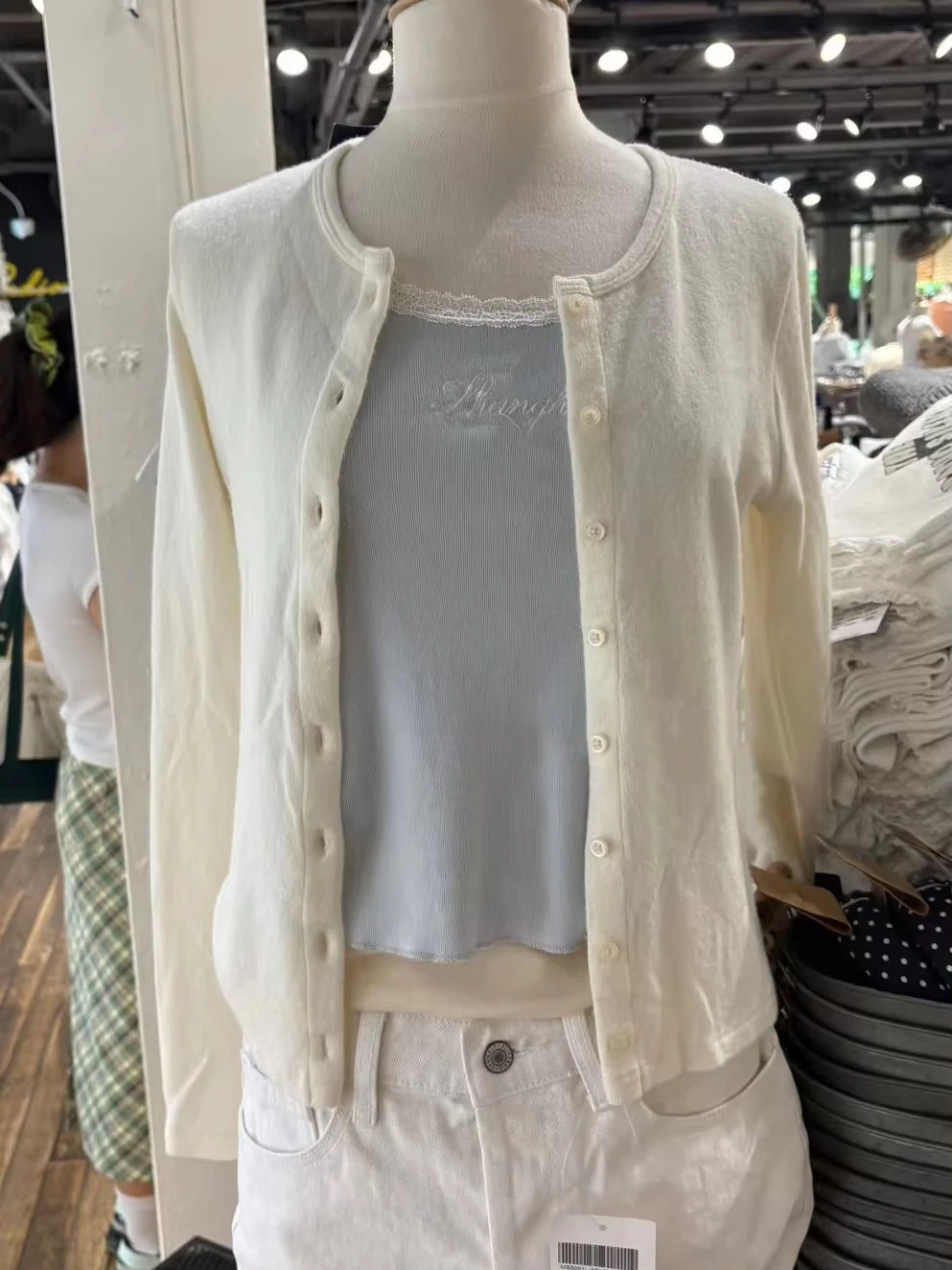 

Simple Beige Knitted Long Sleeve T-shirt Women Cute O-neck Single Breasted Cotton Slim Tees All-match Sweet T Shirts Autumn New