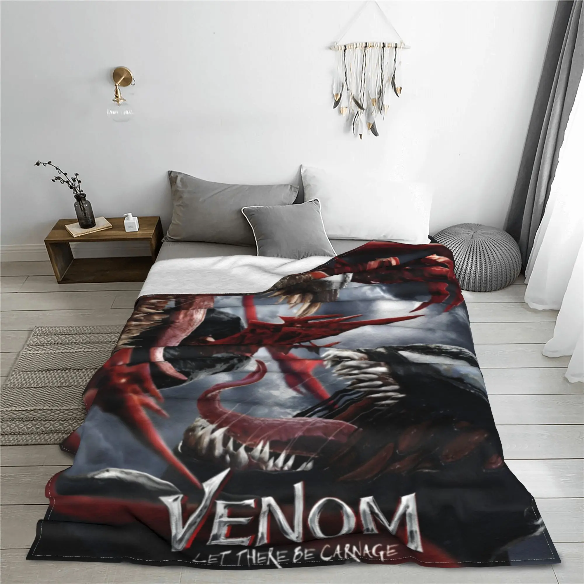 Venom Grin Comic Staring Eyes Blankets Coral Fleece Plush Spring/Autumn Superhero Cool Breathable Super Soft Throw Blanket Quilt