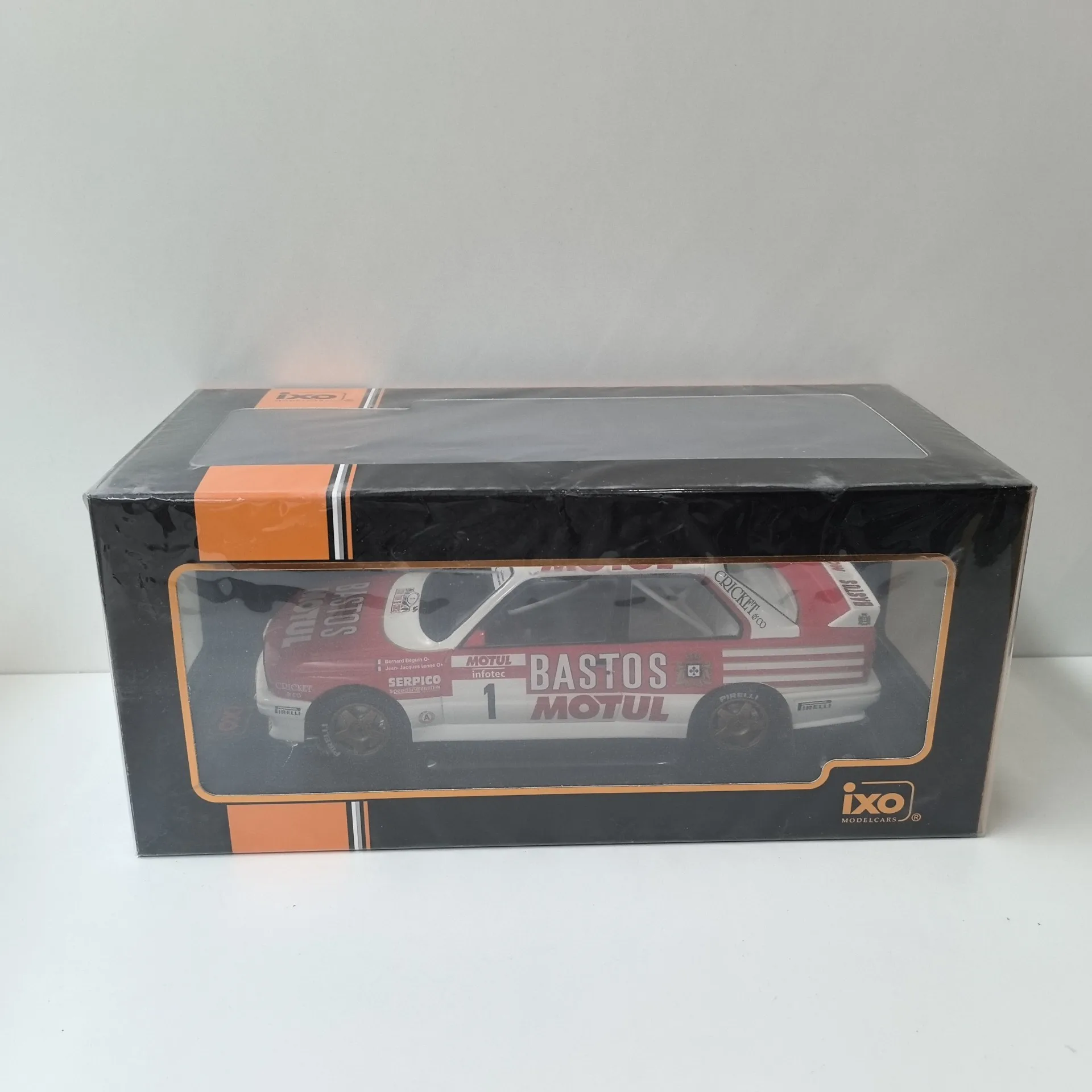 다이캐스트 IXO 1/18 스케일 BMW E30 M3 1988 # 1 24H 합금 자동차 모델 수집품 장난감 선물 기념품 디스플레이 장식품
