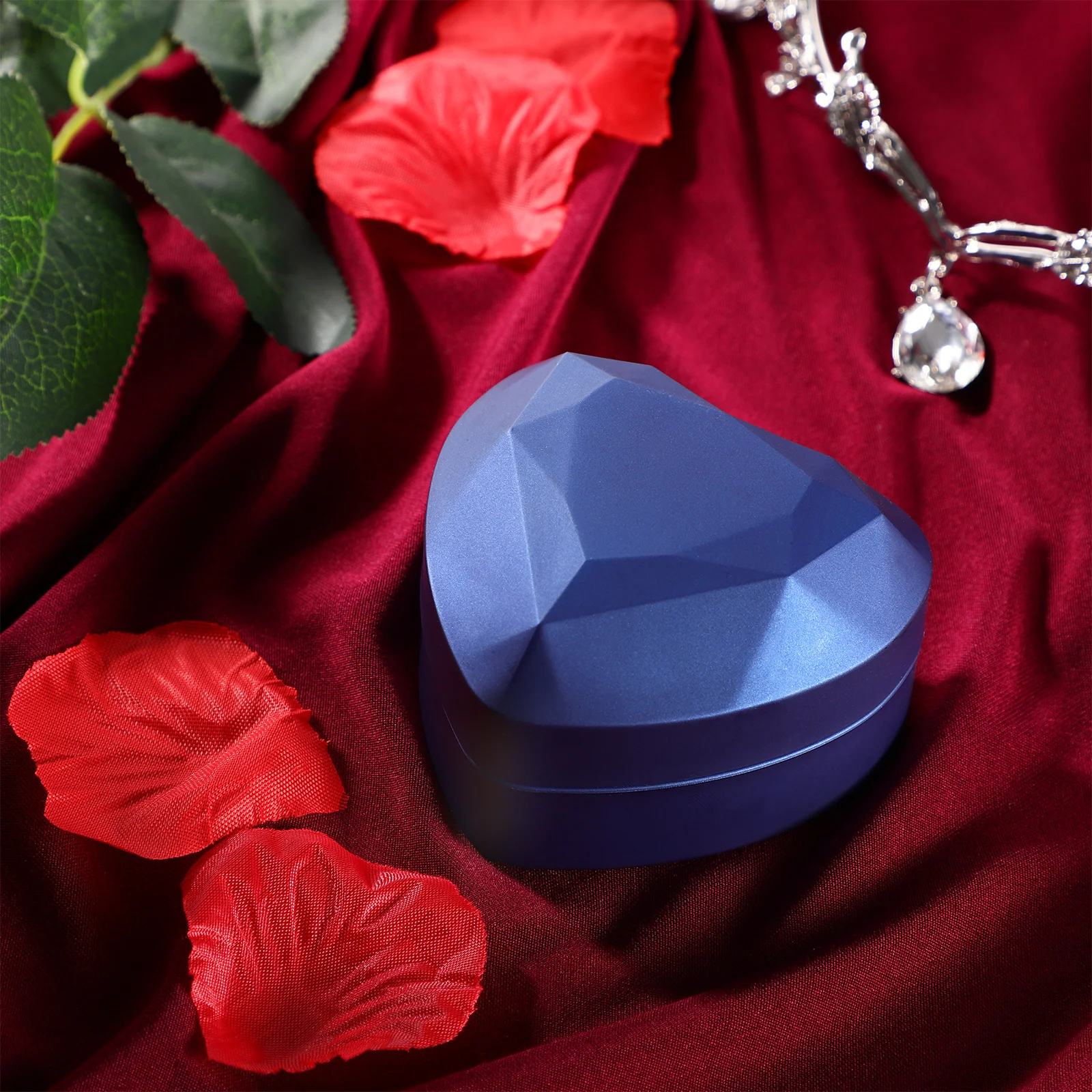 صندوق خاتم على شكل قلب منظم مجوهرات بإضاءة LED لهدايا الزفاف وحل تخزين صناديق هدايا عيد الحب