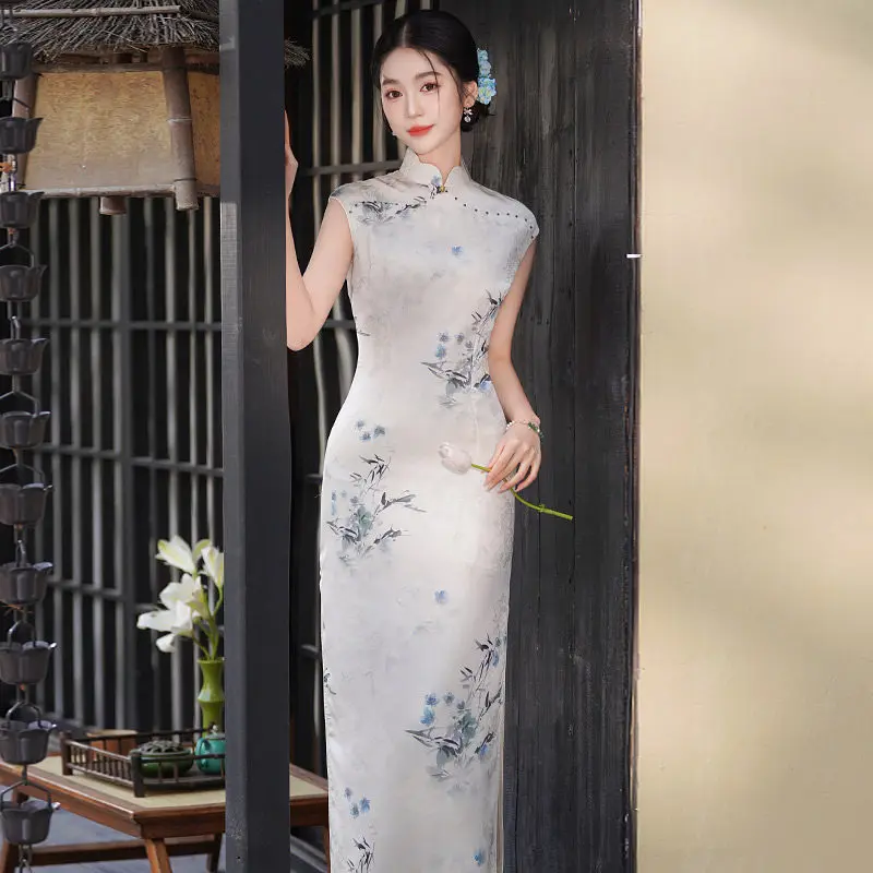

Сине-белое женское ципао в китайском стиле, улучшенная модель 2026 года, без рукавов, длинное, в стиле Сучжоу, для молодых женщин