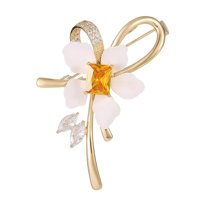 

Lacquered brooch Female high-end flower brooch Fashion versatile pin New niche design