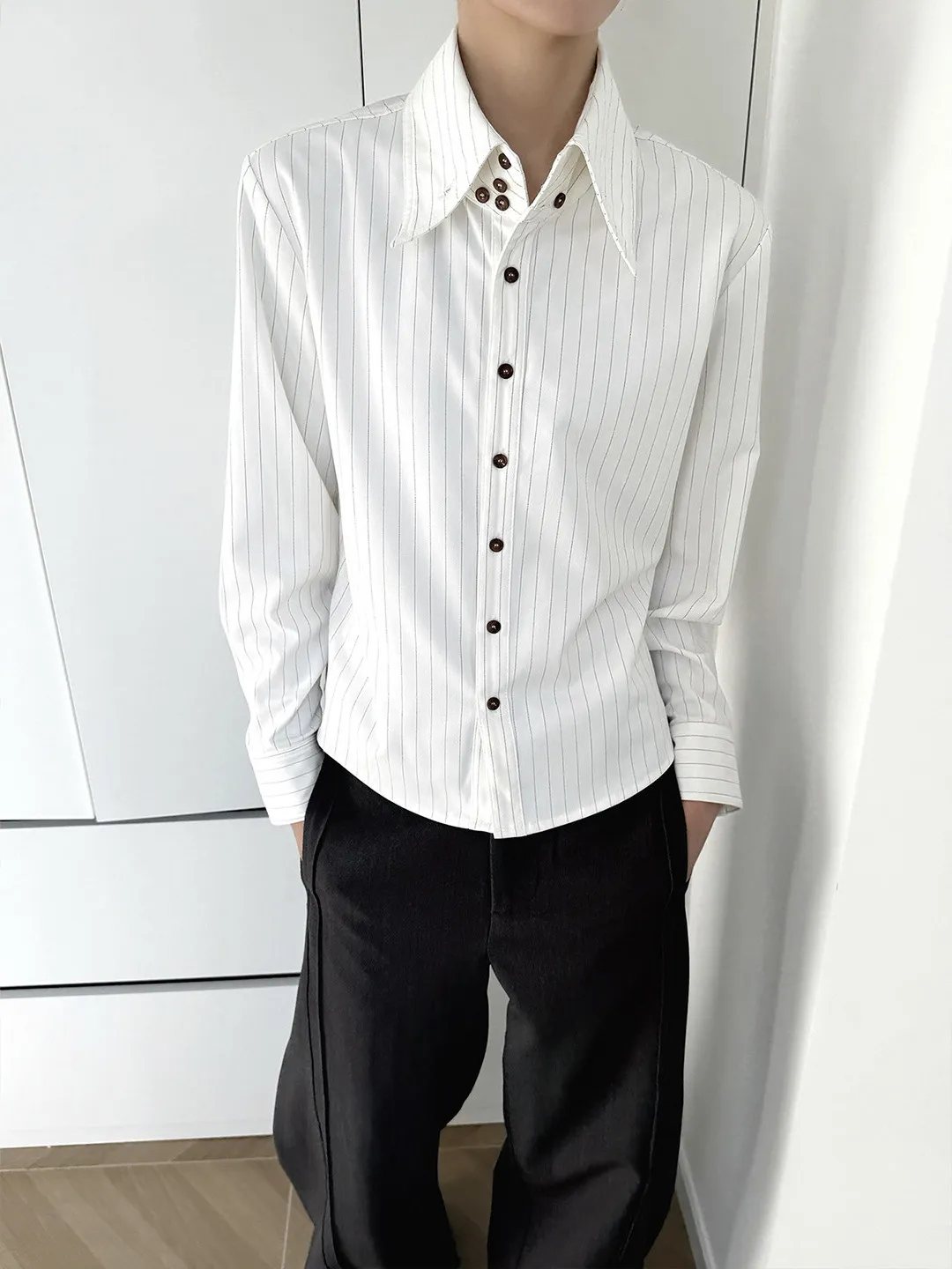 

Белая мужская рубашка с высоким воротником в полоску, весенняя легкая роскошная рубашка с длинным рукавом, свободная верхняя одежда Cleanfit с пуговицами