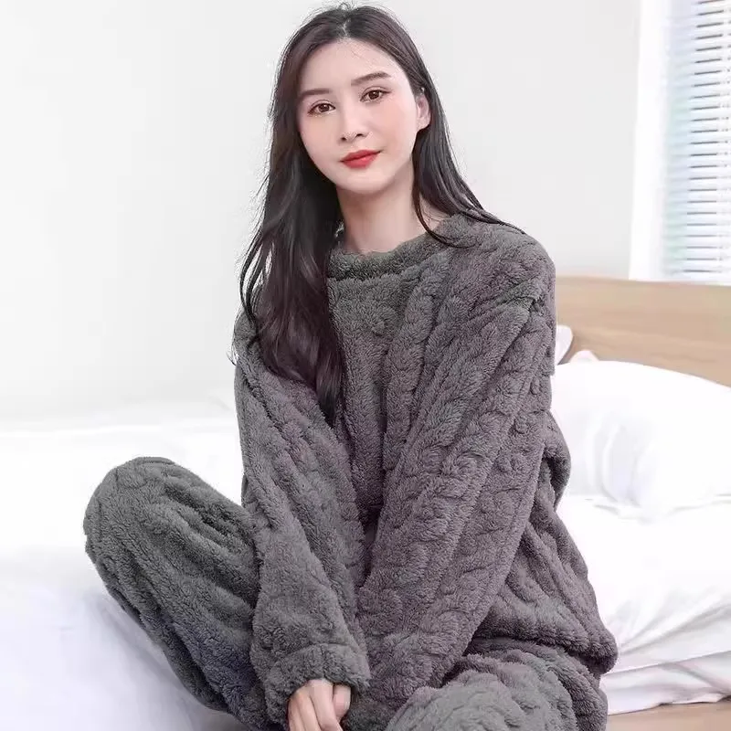 Women's New-Style Coral Fleece Winter Flannel Pajamas: Thickened, Fleece-Lined, New Winter Collection, Warm Loungewear Set