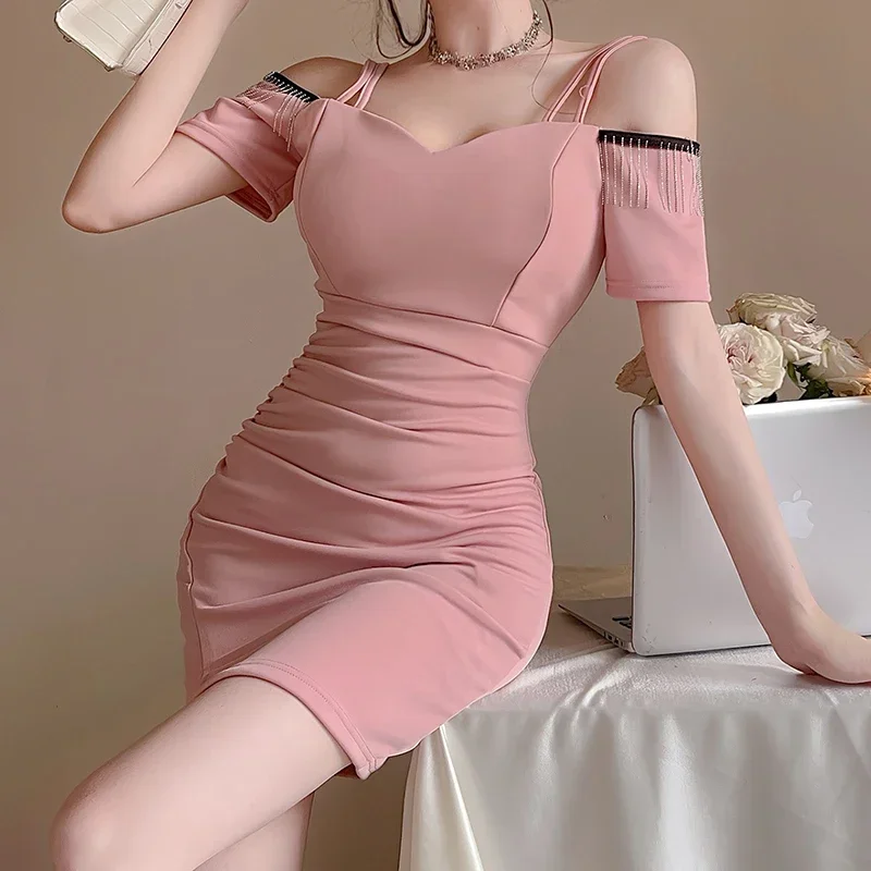 

Woman Sexy off shoulder Bodycon Dress V-neck Raglan Sleeve Solid Color Back Zipper Medium Elasticity Elegant Fashion New