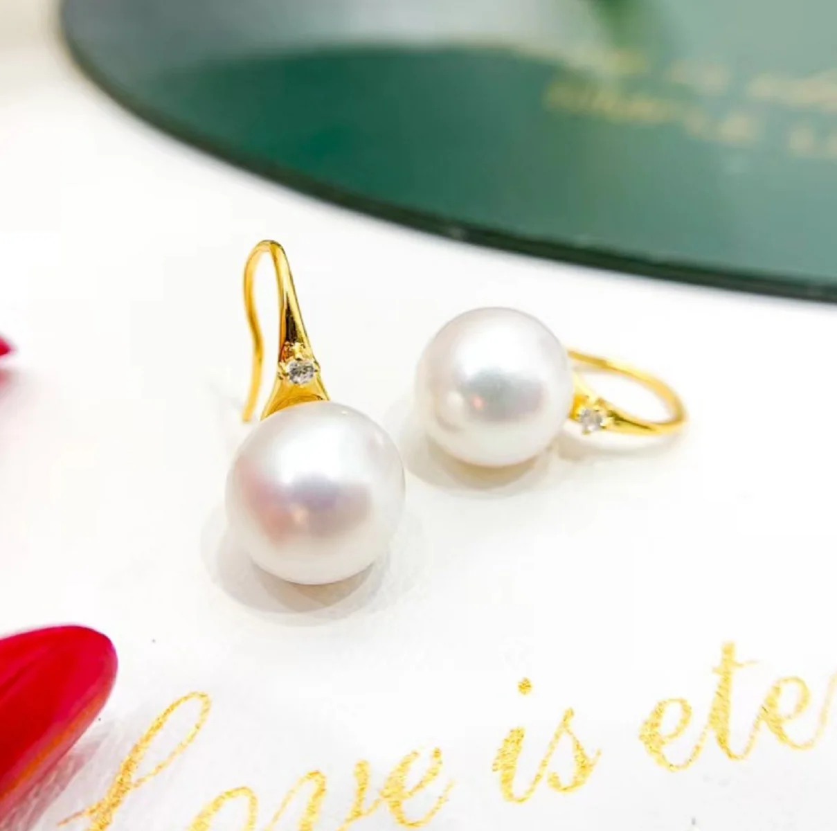 

Gorgeous Pearl Earrings AAA 9-10mm 10-11mm Natural South Sea White Round Pearl Earrings 925s