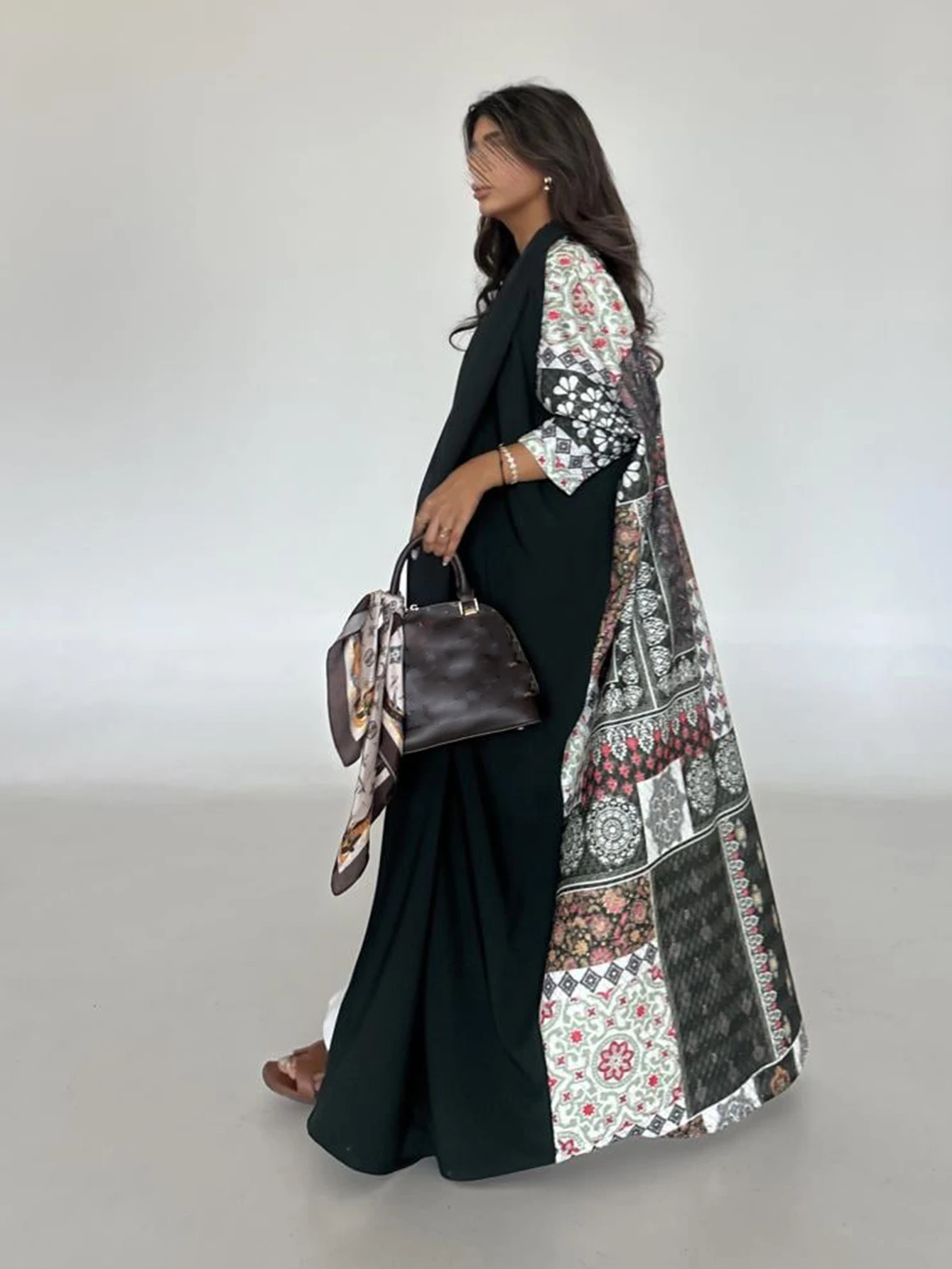 عباية عربية فضفاضة وأنيقة بطبعة زهور غير منتظمة وأكمام طويلة #3