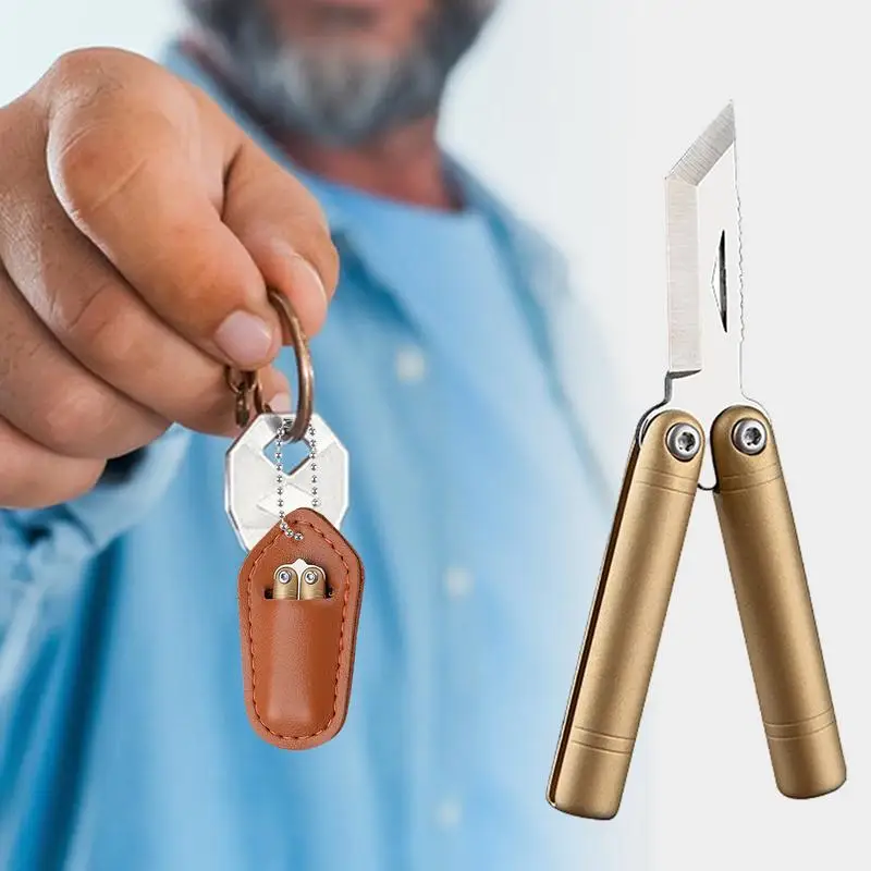 Cuchillos plegables con mango de latón, llavero cortador de bolsillo, herramienta portátil para acampar al aire libre y desboxear, Mini cuchillos con Funda de cuero