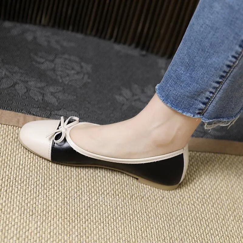 Shoes for Women 2024 Round Toe Cute Low Heel Elegant Ladies Summer Footwear White Red with Bow Moccasins Kawaii Korean Style E