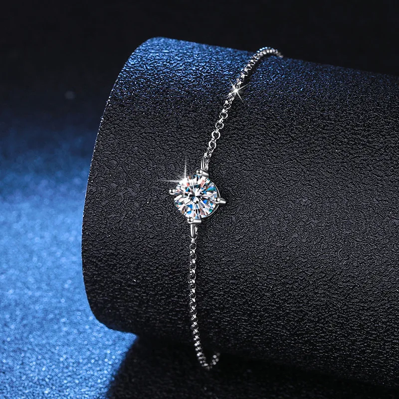 Moissanite bracelet classic four-claw ins style light luxury fashion one carat moissanite bracelet platinum PT950 mark