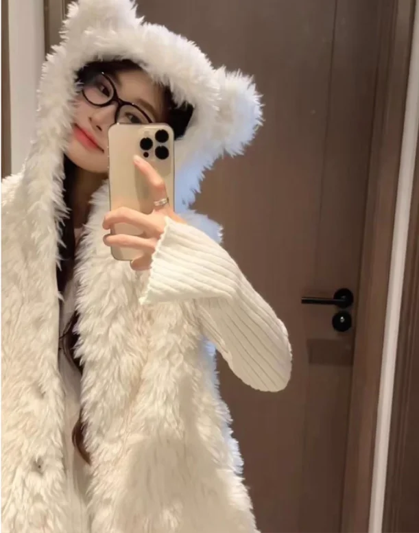 Women's Autumn Winter New Thickened White Warm Plush Hooded Vest Fashion Loose Cute Age-reducing Versatile Sleeveless Coats