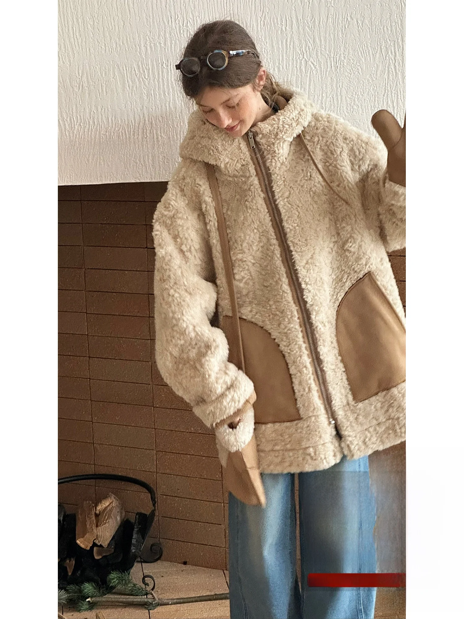

Nordic Retro Winter Jaet Soft Suede Fur Inteated Double-Sided Wearable with Gloves Ladies Commute Sle Polyester Fiber