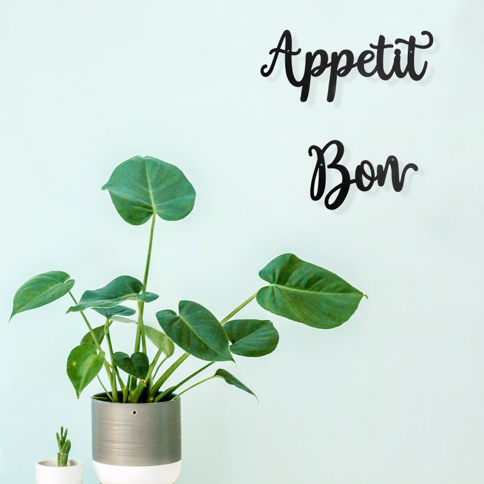 

1Set Alphabet Wall Decor Iron Art Hanging Adornment Creative Letters Sign for Wall Mounted Home Decor Decoration