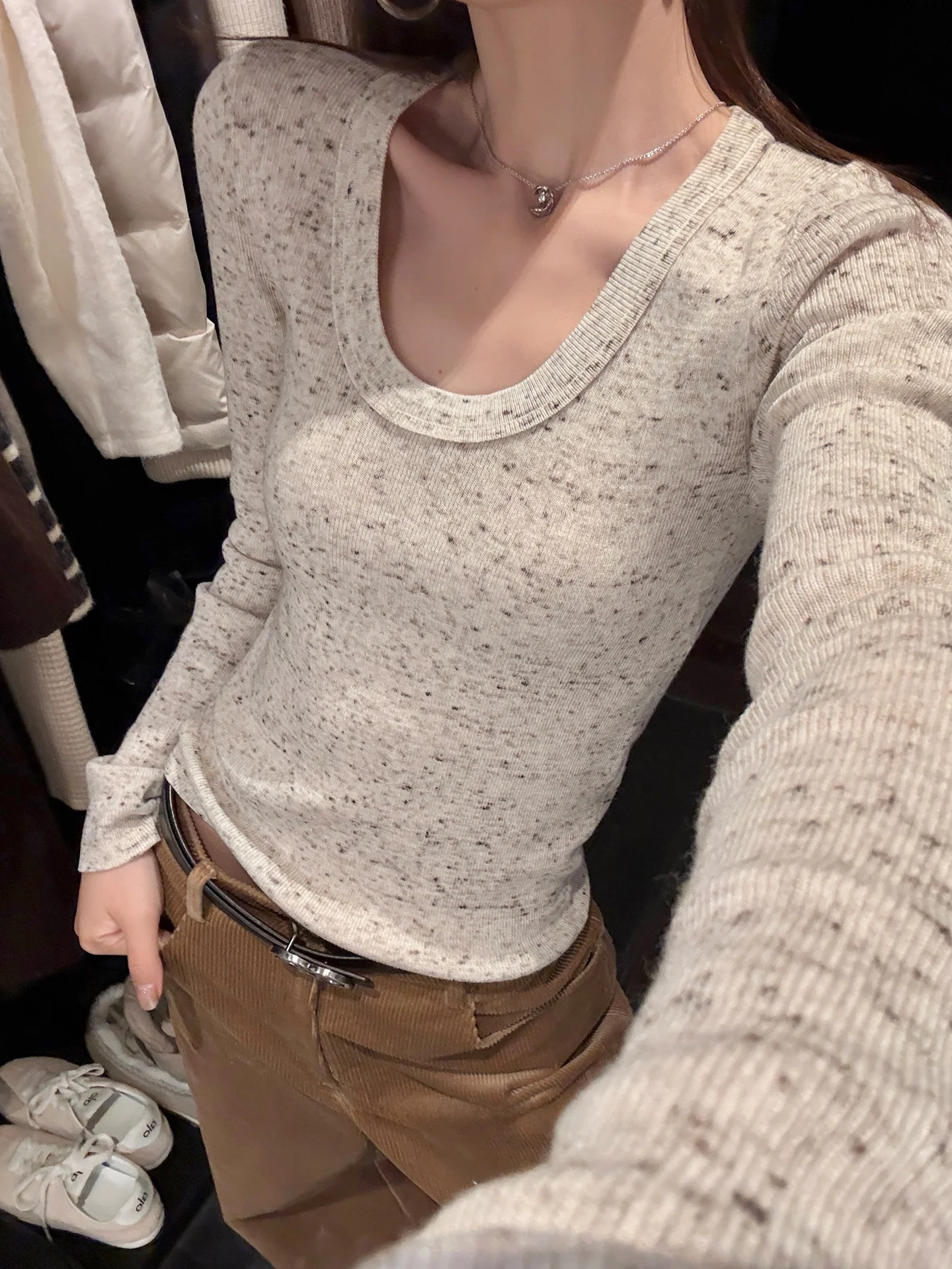 

Bla Bean Humming Long Sve Knitted Sweater U-Ne Slim Fit Inner Wear Versatile Base irt Heydle Brand Polyester Fiber