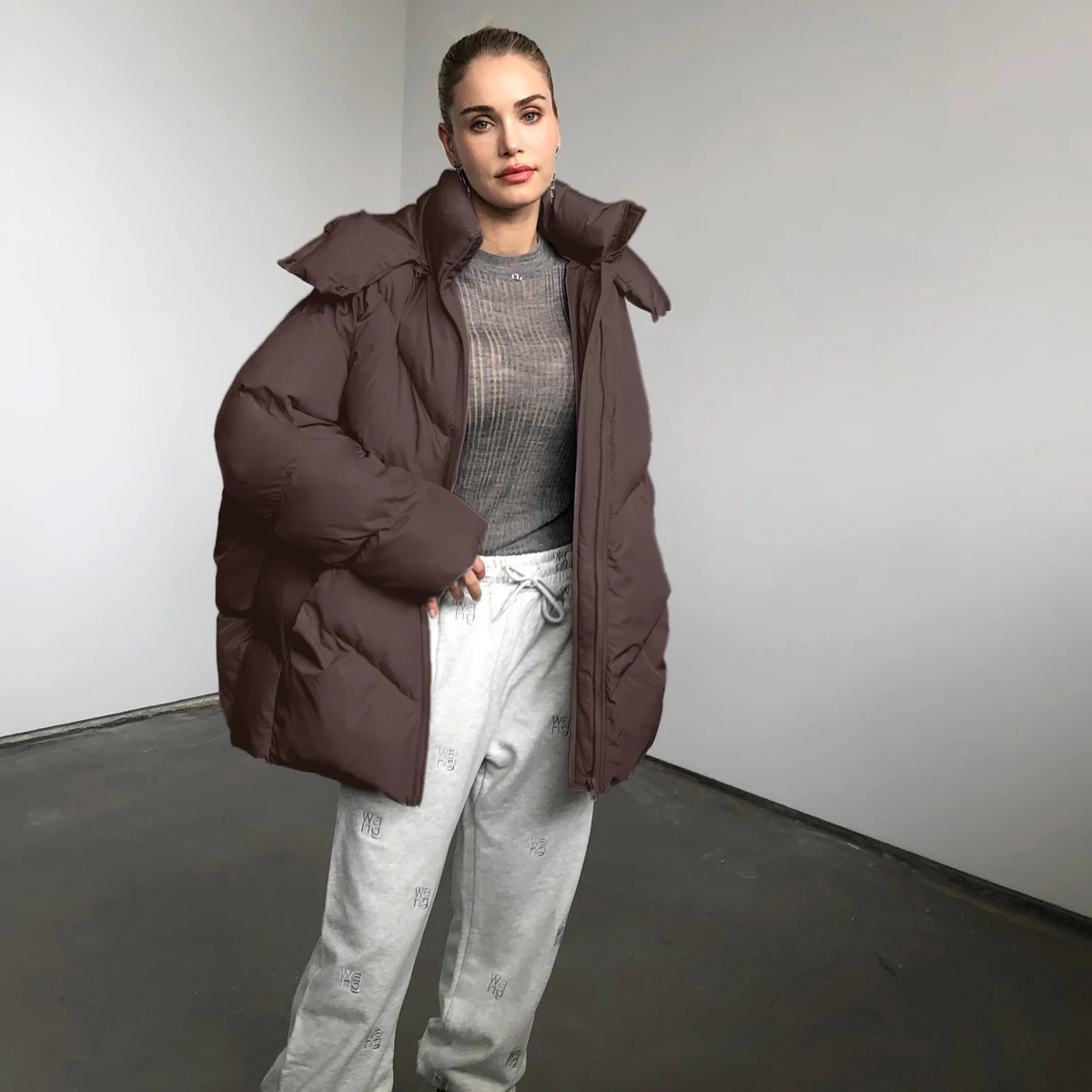 2025 Abrigo de invierno para mujer Parkas cálidas y gruesas con estilo