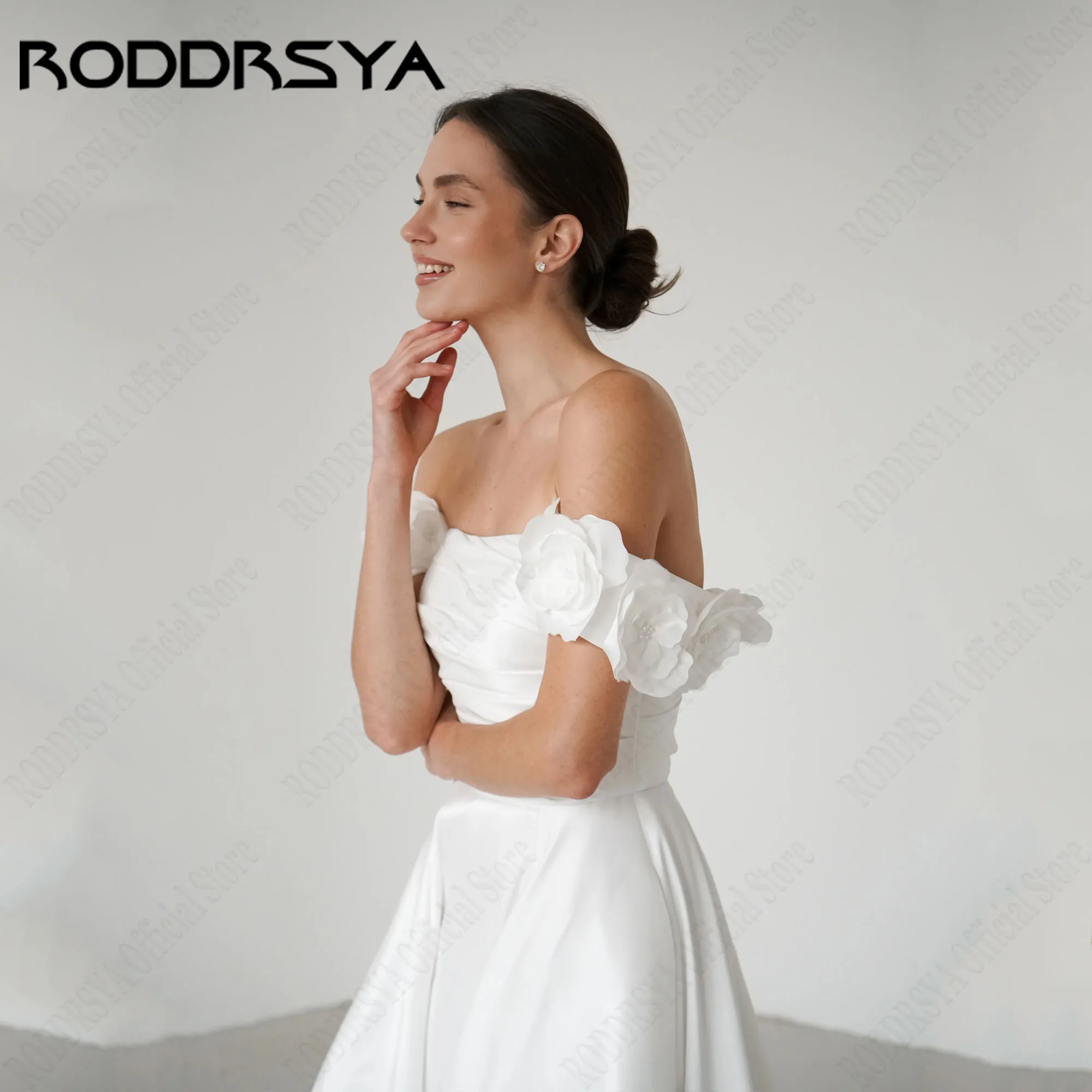 RODDRSYA Satin 3D Flowers Wedding Dresses Off Shoulder A-Line Side Slit robe de mariée Strapless Simple Bride Gowns Customized