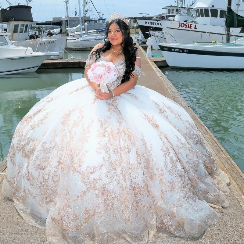 White Beading Tassel Ball Gown Quinceanera Dress Spaghetti Sequined Appliques Lace Tull Vestidos De 15 Años