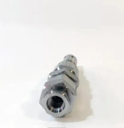 7270-30160 14513267 VOE14513267 Excavator parts Main Relief Valve For volvo EC210 EC210B EC210BLC EC140B excavator