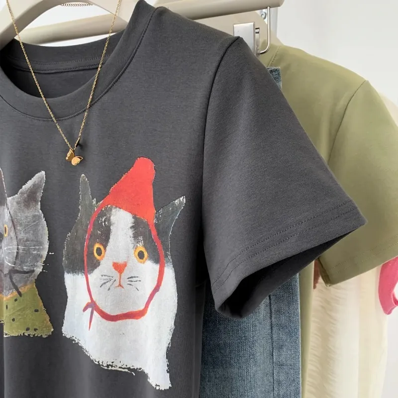 Women's Cat Print Crop Top T-Shirt - Short Sleeve
