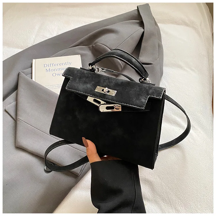 

Большая сумка с нишевым замком 2024, роскошная сумка на плечо для женщин, текстурированная сумка с верхней ручкой, минималистичная сумка через плечо, сумка на ремне «день-ночь»