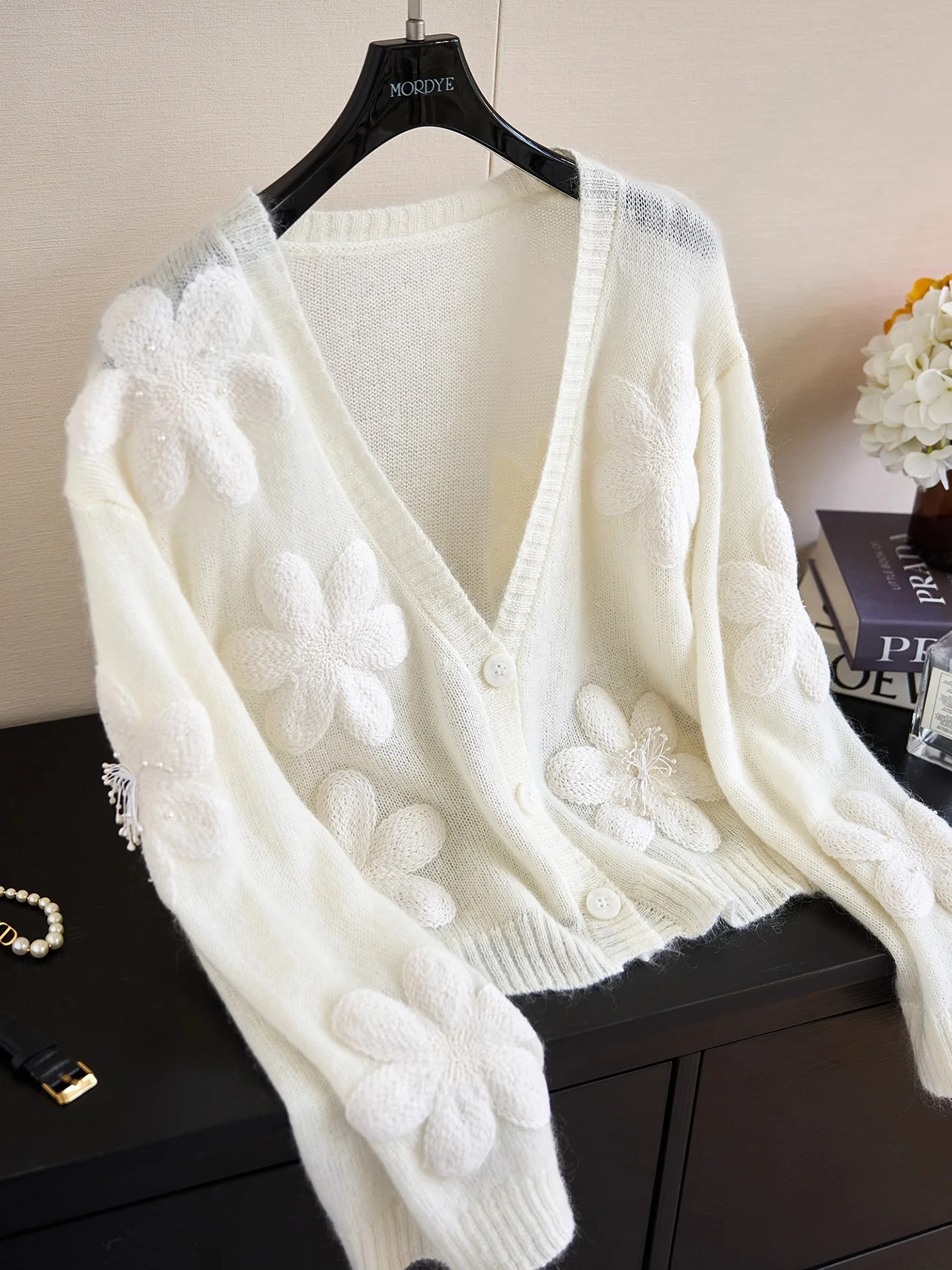 

e Rose Alpaca Wool Blend Knitted Cardigan Sweater in Milk White with Embelliments Sli Commute V-Ne Long Sve