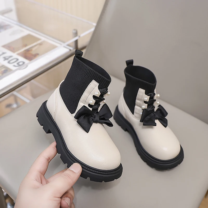 Beige/black Girls with Flat Bottomed Low Cut Boots Pearl Bow Sleeve Waterproof Non Slip Winter Microfiber Leather Fashion Boots