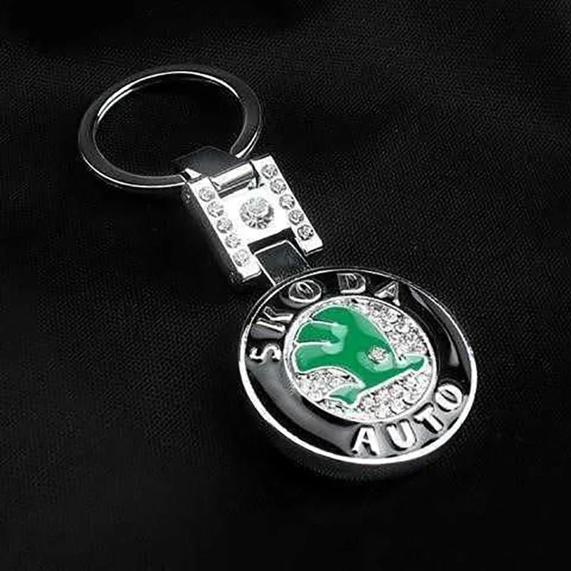 

for Skoda Metal Alloy Buckle Car Keyring Pendant Superb Fabia 1 2 Kodiaq Karoq Octavia RS Yeti Rapid Key Rings Keychain Gift