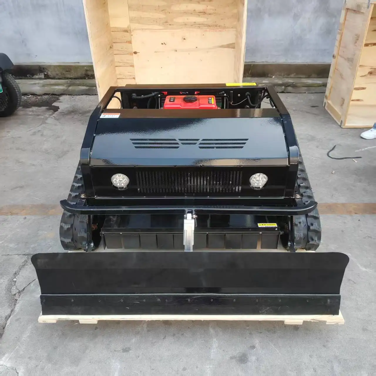 Schneeschaufel-Rasenmäher, Zwei-in-Eins-Schneeschaufeln und Bulldozing, geeignet für mehrere Szenarien und hohe Kostenleistung