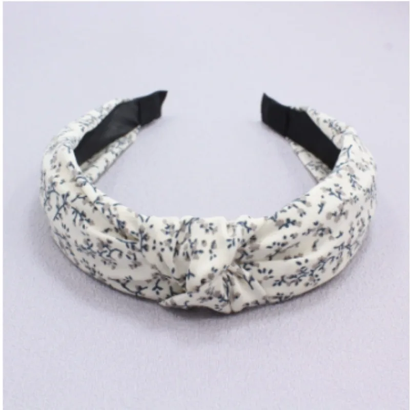 Bubble towel cloth sponge face wash waterproof headband twist cloud high cranial top hair accessories，baby bath face bandage
