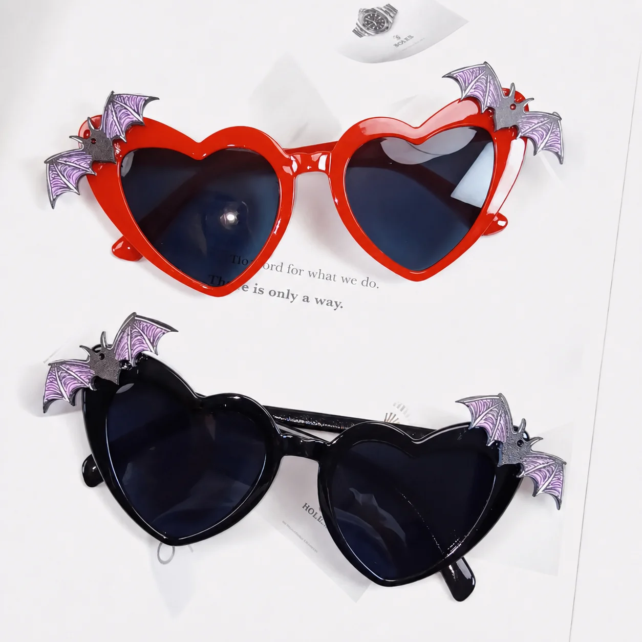 Bat Decor Sunglasses Lightweight Uv385 Sunglasses Fashion Shades Uv385 Party Sunglasses For Daily Outings Birthday Gatherings