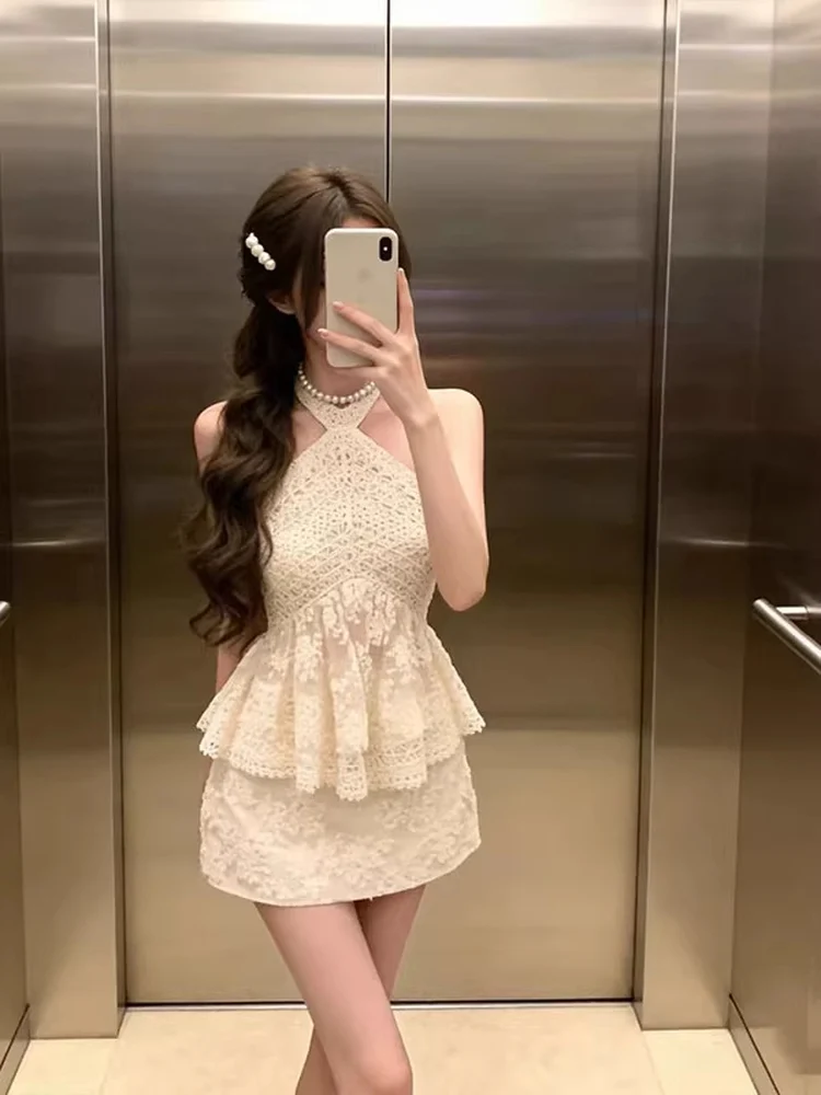 

Комплект Pure Desire: Сексуальный кружевной топ-халтер и короткая юбка, свободный кружевной комплект для женщин, новинка Весна 2026 для молодых женщин