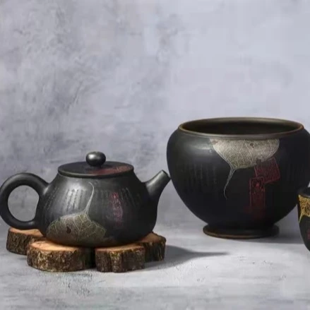 Master hand-made with collection certificate  old clay  Chinese ancient style purple pottery tea set gift box Kung Fu tea set