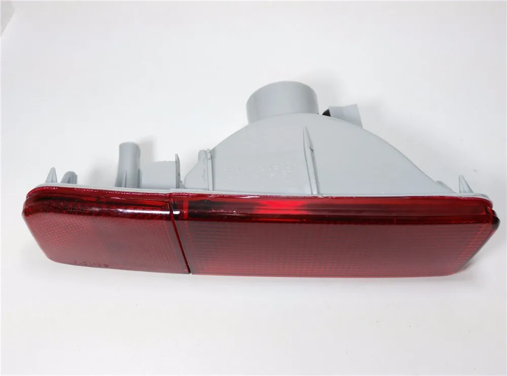 Rear fog Lights for 2001-2007 Mitsubishi Outlander rear bumper light reflector outlander rear bumper lamp airtrek rear fog lamp