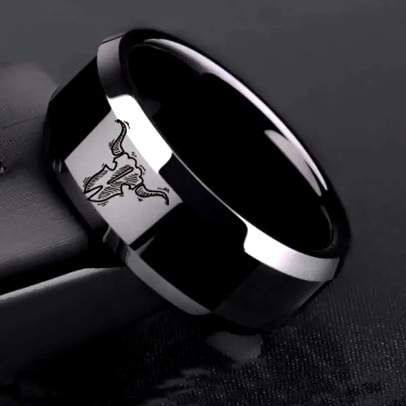 Anillos de calavera de toro de titanio negro de 8 mm de ancho, nuevo diseño, para mujeres y hombres, estilo vaquero, heavy metal, rock.