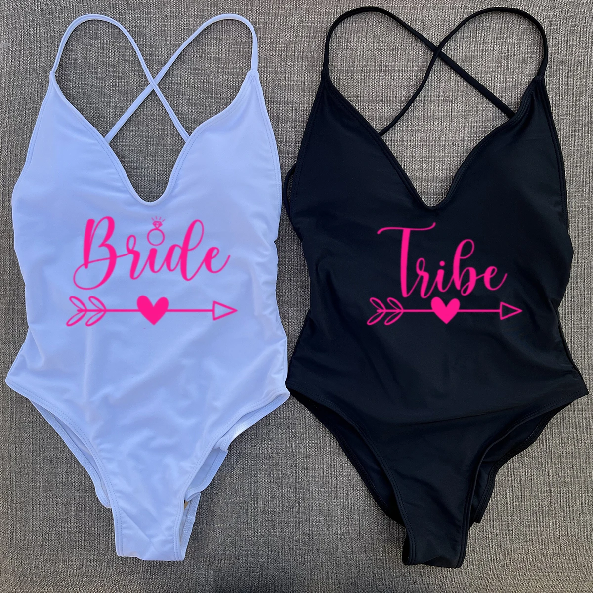 

Женский цельный купальник с подкладкой, монокини для невесты, пляжная одежда, купальный костюм для команды питья невесты, купальный костюм для свадебной вечеринки