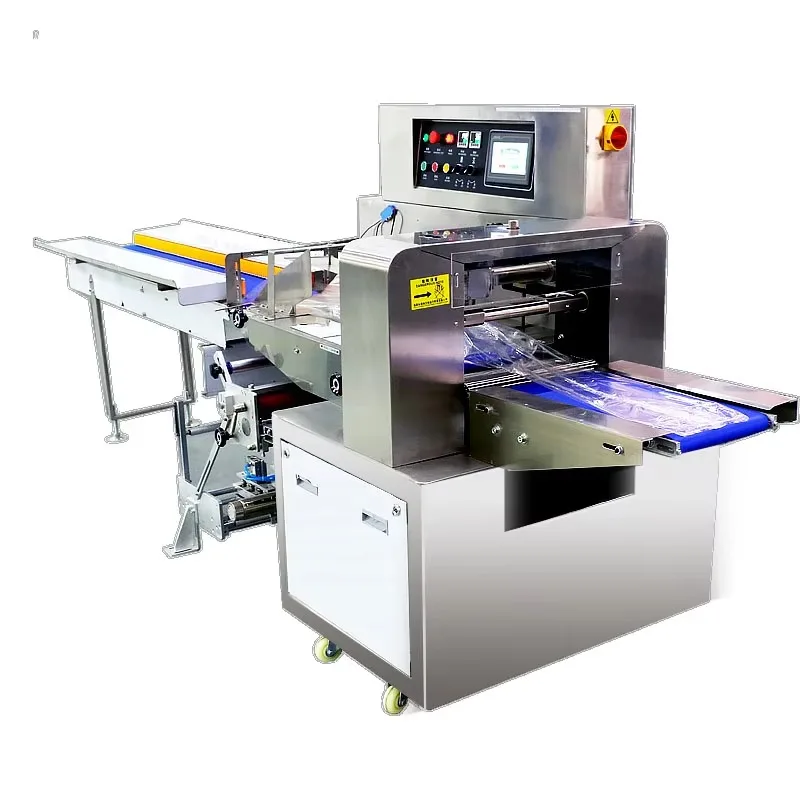 Passen Sie die multifunktionale automatische Kissenverpackungsmaschine für Beutel mit Flow Pack-Verpackungsmaschine für Plastikpapierverpackungen an